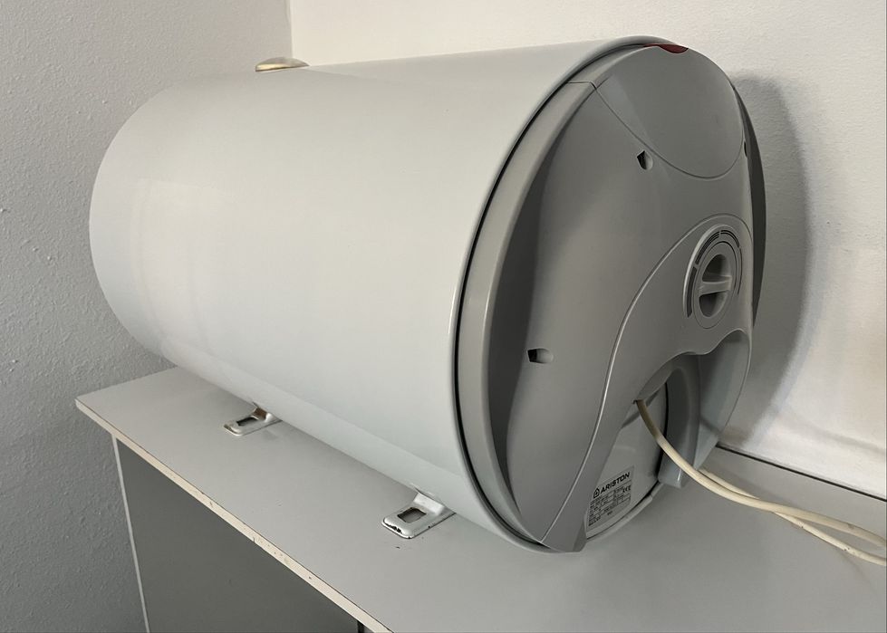 ARISTON (АРИСТОН) на 80 литров