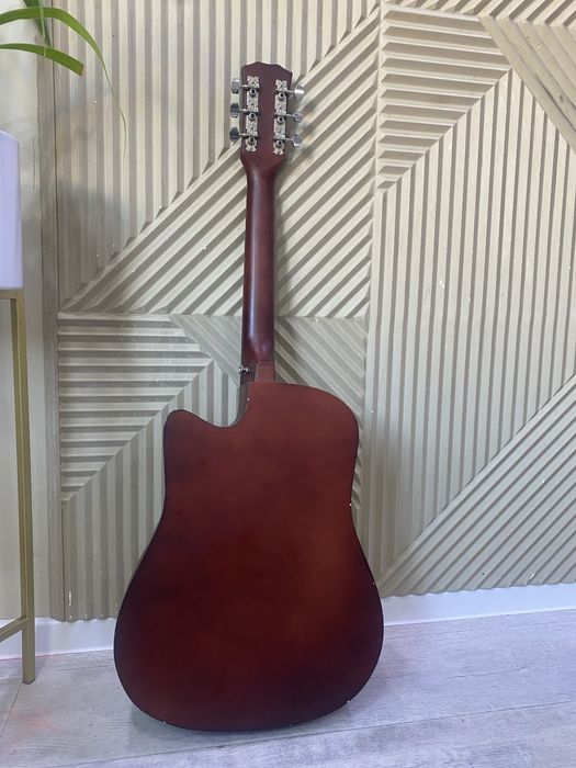 Продается гитара