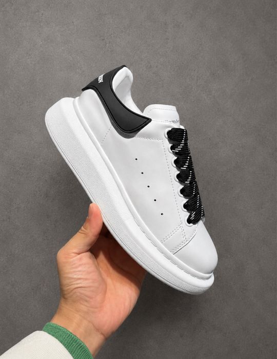 Alexander McQueen 39