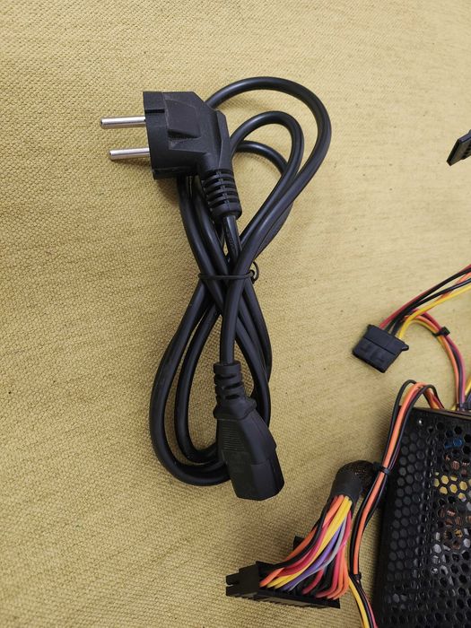 ATX захранване DELUX 4ATX PS480W  P8 с подарък кутия POWER BOX