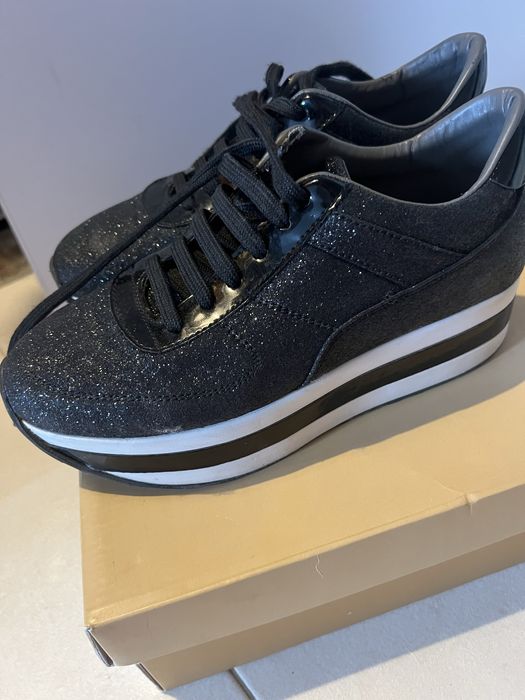 Маратонки на Sara Pen