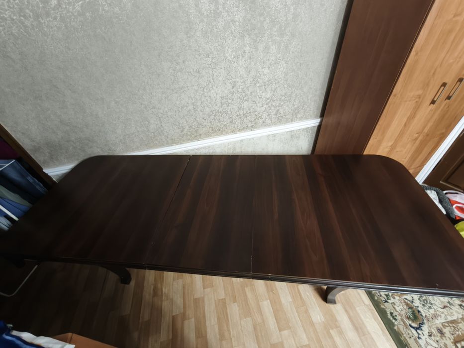 стол деревянный, б/у