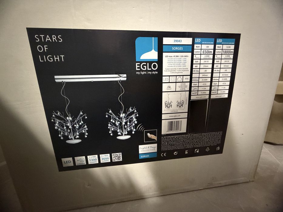 Нов! Eglo Красив висящ стъклен LED полилей