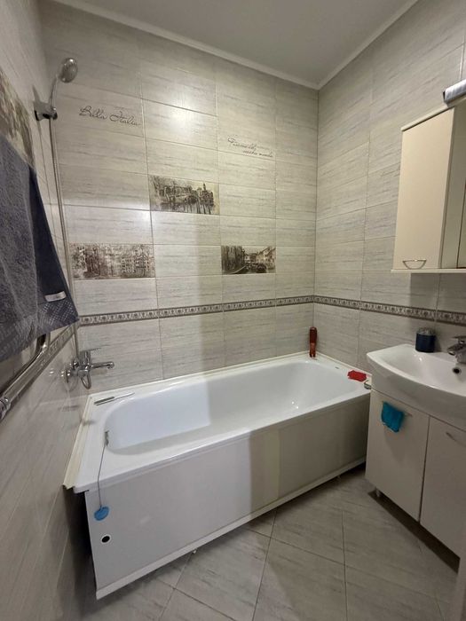Продам 2х комн кв Батыс с ремонтом Молдагулова