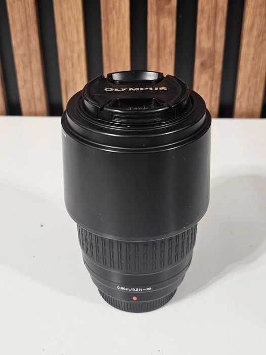 Obiectiv Olympus Digital 70-300mm ED cu Lens Hood LH61E