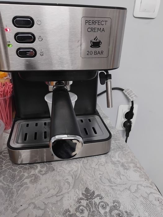 Продавам кафемашина