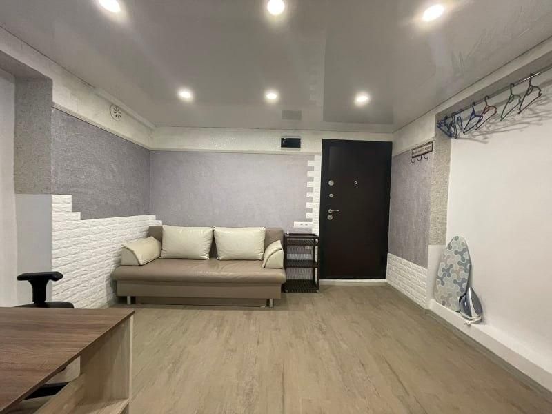 Дава се под наем Едностаен апартамент в Варна, Център - 30 кв.м за 448.8 € - Снимка #5