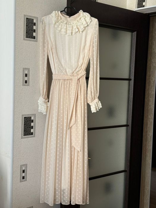 Б/у платья, куртки, джинсовка