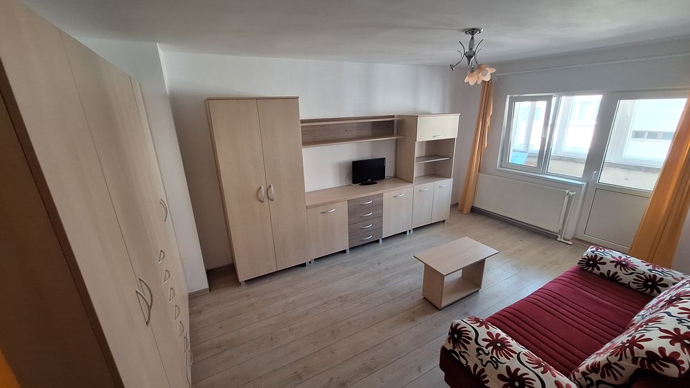 Apartament  două camere decomandat