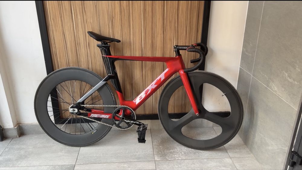 Продам фикс BXT (карбон)