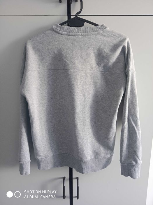 Adidas и H&M размер 9-10 години.