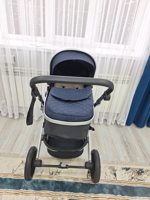 Продам коляску новую