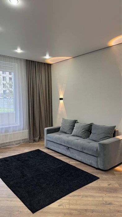 Срочно продается раскладной диван. Торг уместен!