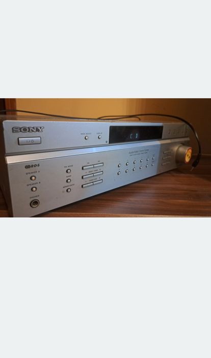 Ocazie! Vand boxa Sony 150w+statie amplificare 200 w