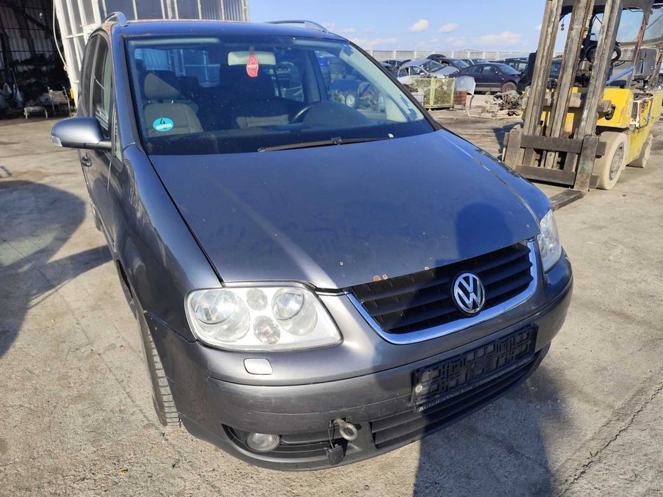 VW Touran 2.0TDI - BKD - 140к.с - 2004г. на части