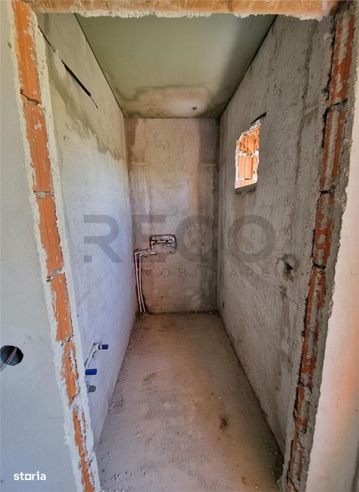 RECO Pensiune+sala de evenimente 150 locuri, 470 mp utili in Petreasa,