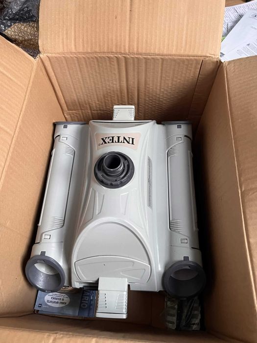 Robot de curatat piscina Intex