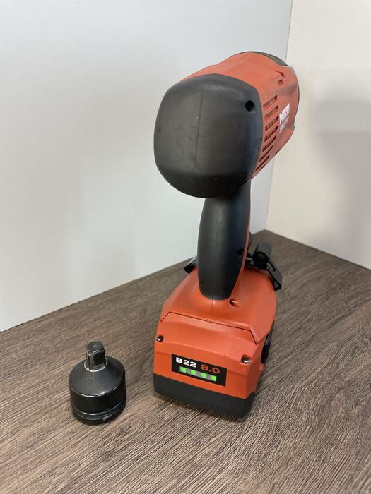 Vând Inpact Hilti cap 3/4 și 1/2