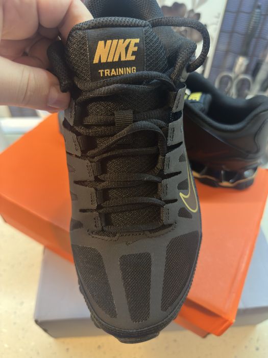 Nike Reax 40