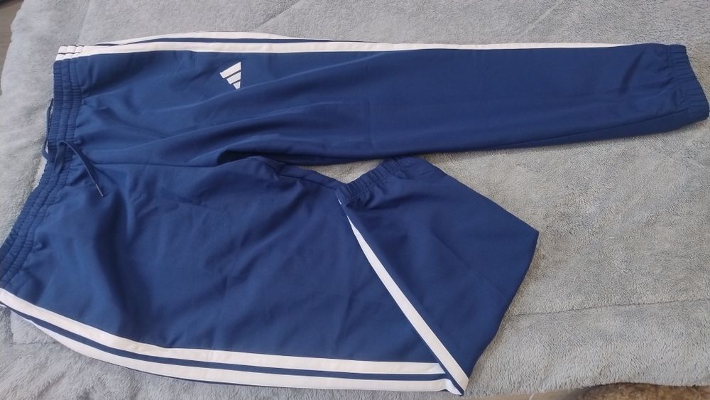 Спортен екип Адидас