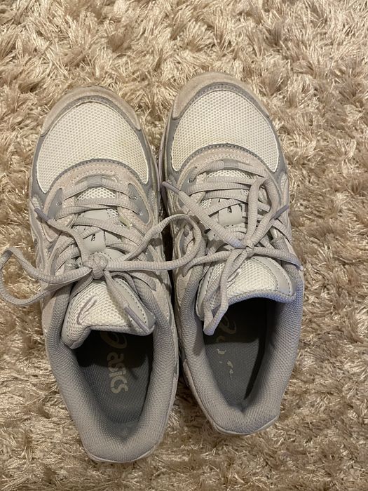 Vand 2 perechi adidasi asics gel kayano si nyc