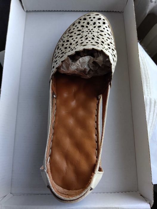 Дамски кожени бежови сандали, номер 39