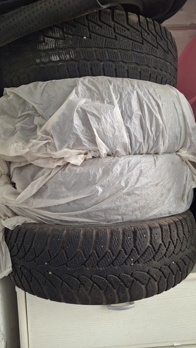 Продам зимние шины