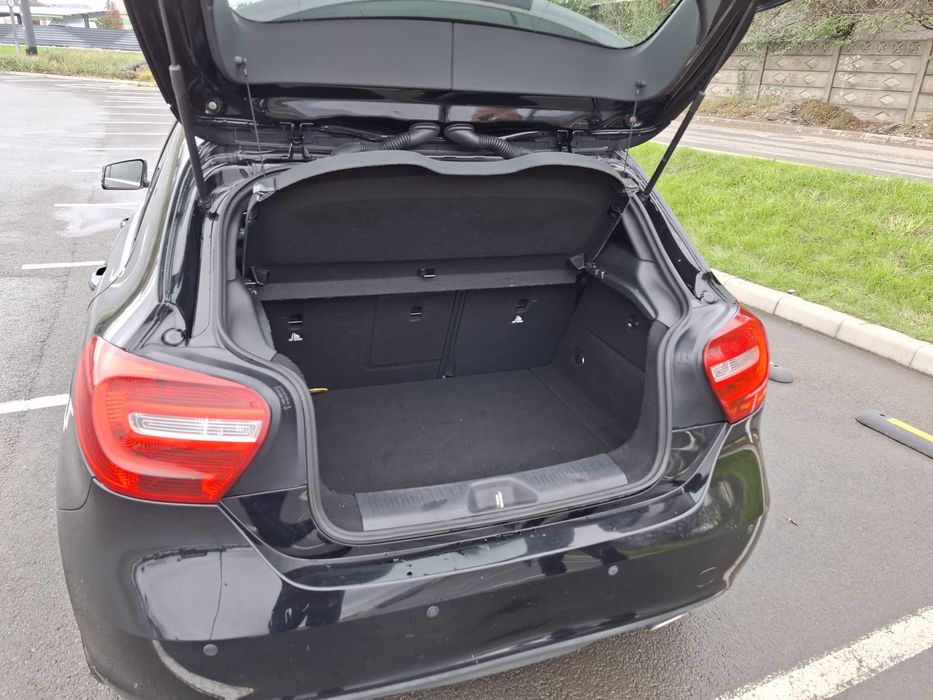 Vând autoturism marca Mercedes bemz A class 180 CDI 2013