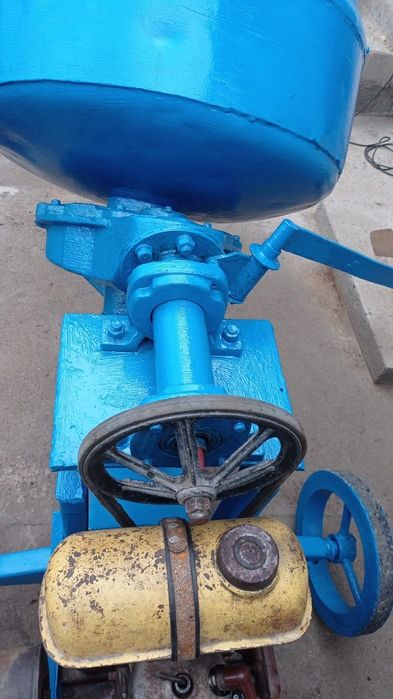 Бетономешалка бензиновая