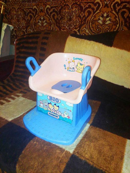 Продам фирменный горшочек Кресло  для ребенка