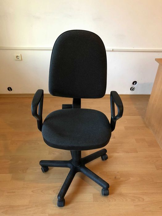 Бюро за компютър - за oфис