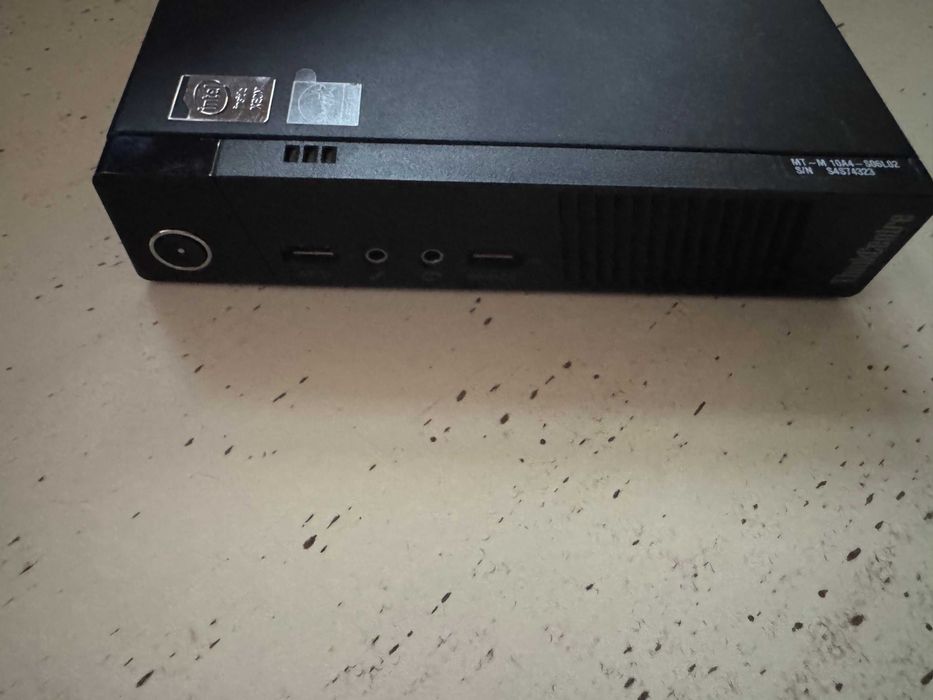 Lenovo Tiny M93p - E3-1265L v3 (4 cores/8 threads), 16GB DDR3, 500GB SSD, 10/100/1000 LAN & Wi-Fi