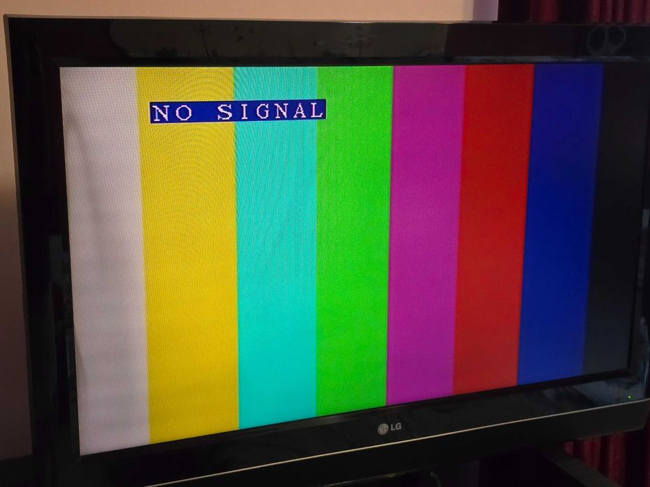 Телевизор 37 инча LG 37LC51