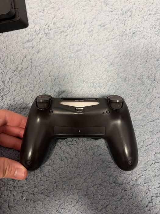 Playstation 4/ps4 slim