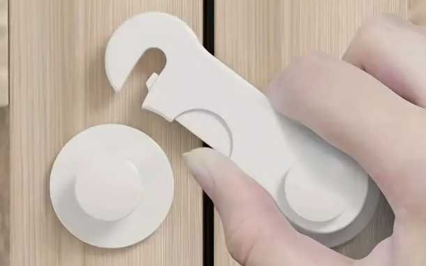 Предпазител за шкаф за бебета, деца, домашни любимци