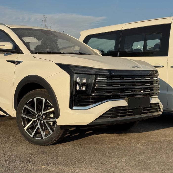 TRACKER puliga yangi inomarka JAC JS8