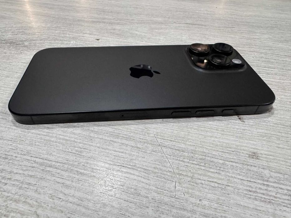 iPhone 16 Pro Max 256GB - 95% Отличен!