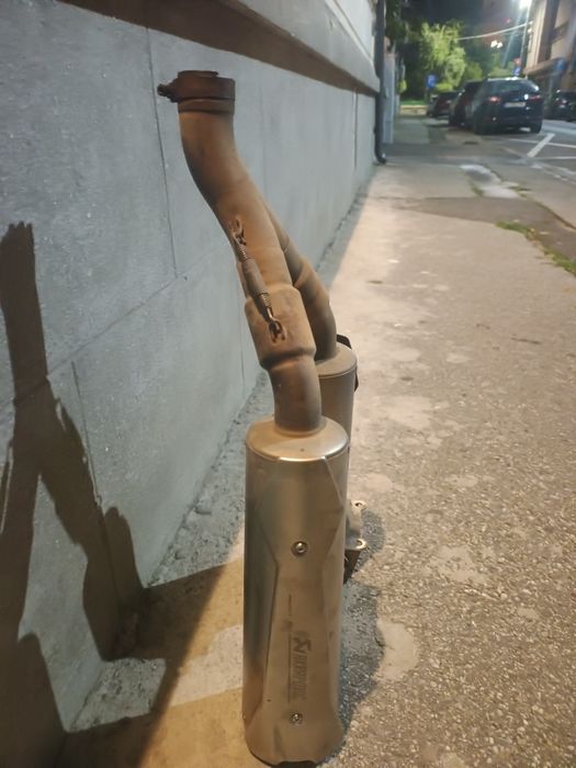 Evacuare akrapovic MT/03