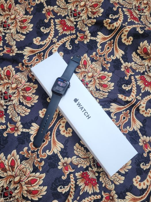 Apple watch Se 40 мм