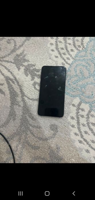 Продам Samsung s10e 128gb