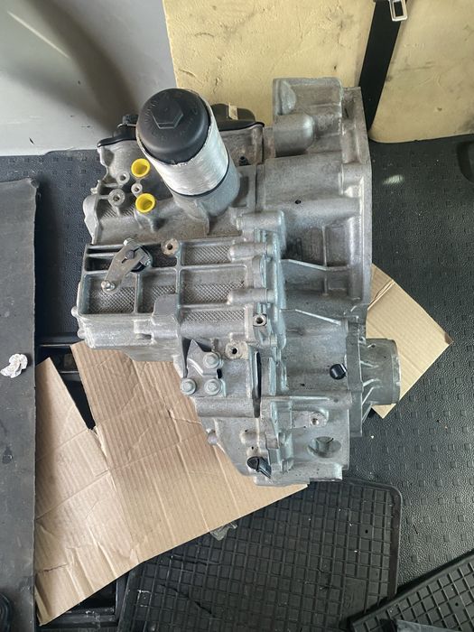 Cutie automat VW T6 T6.1  cod UVV