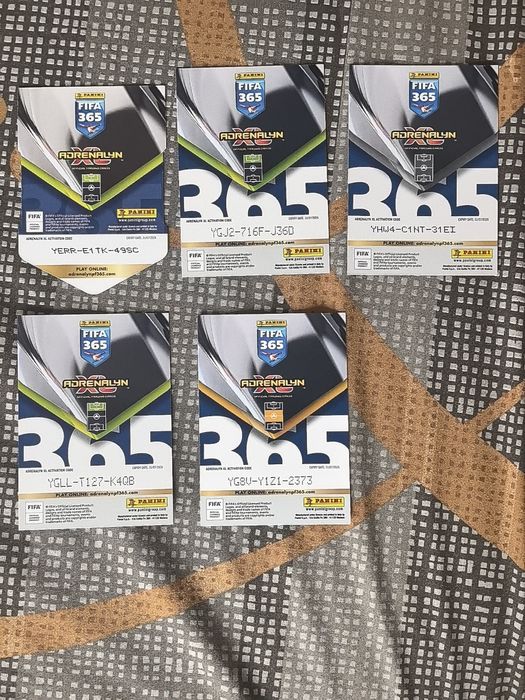 Футболни карти FIFA 365