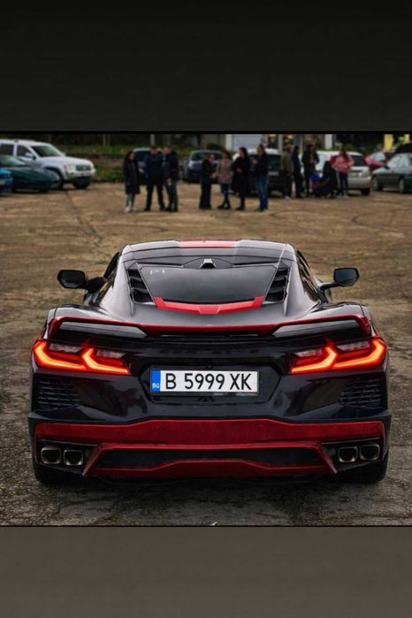 Кола Corvette C8 Z51 2023 под наем за бал