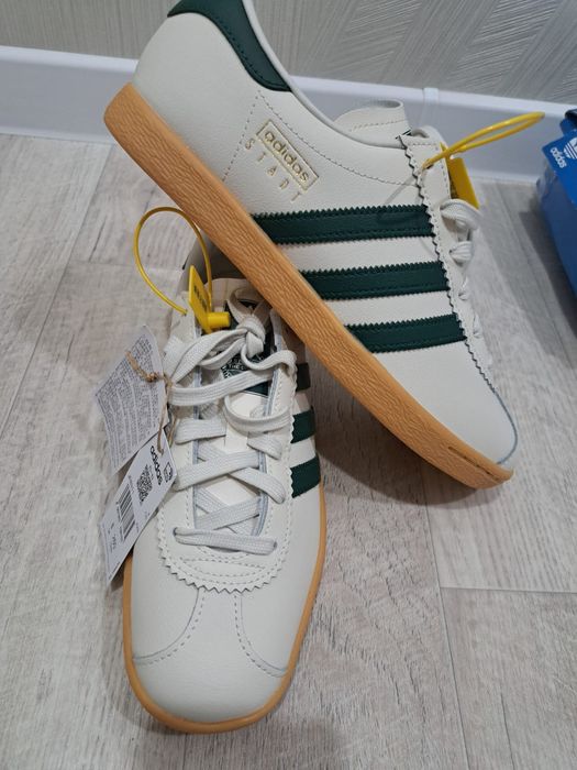 Продам новые красовку.