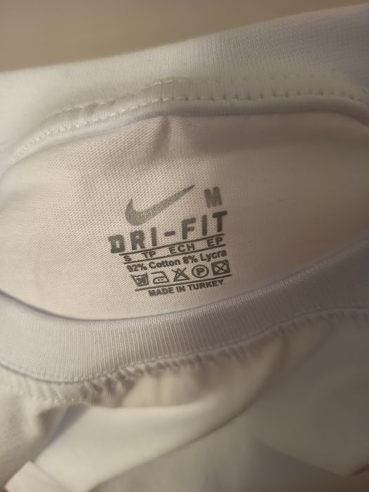 Tricou unisex Nike