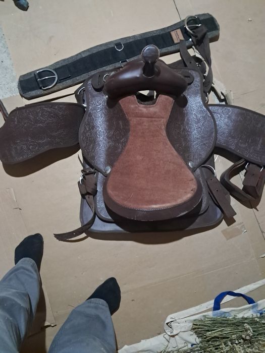 Șa de cal din piele de calitate superioara