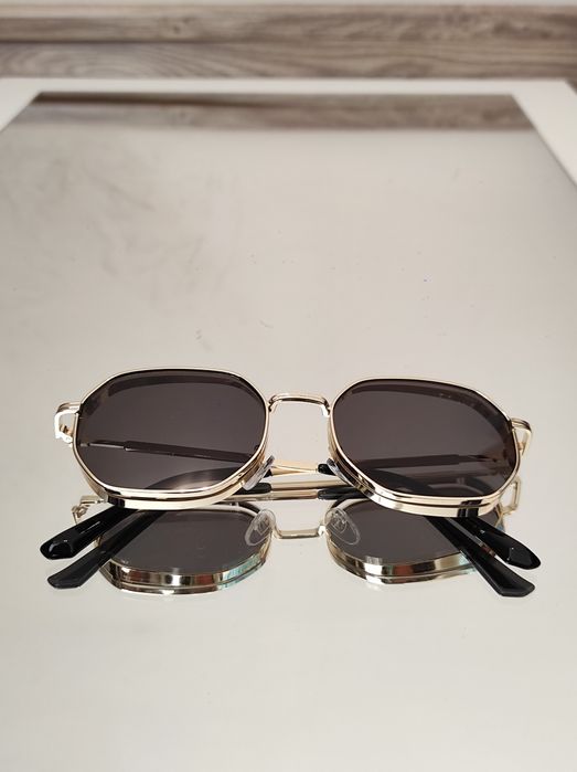 Слънчеви очила**