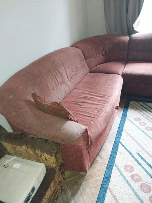 Гостинный гарнитур продам.