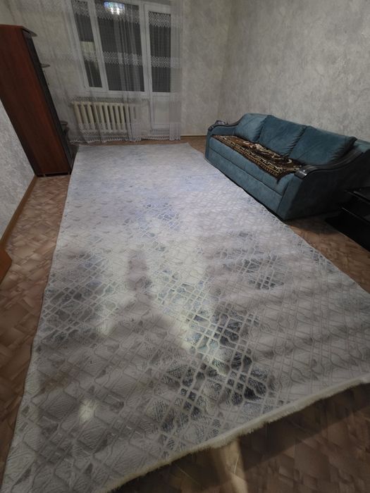 Ковёр срочно продам
