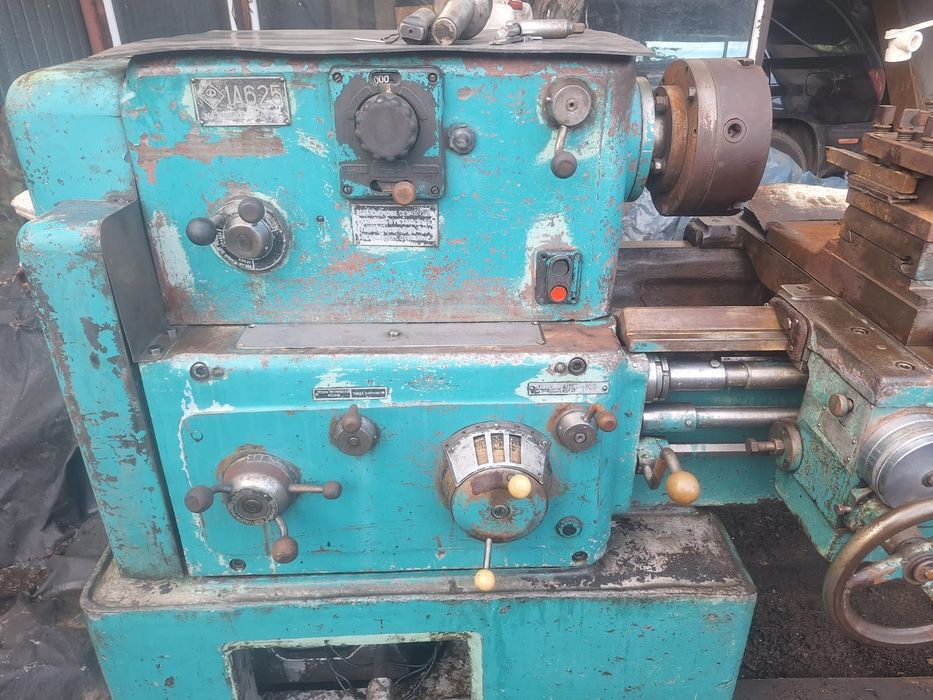 Токарный станок 1А625